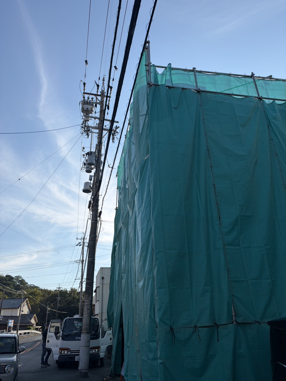 浜松市中央区城北 メッシュシート設置の様子1
