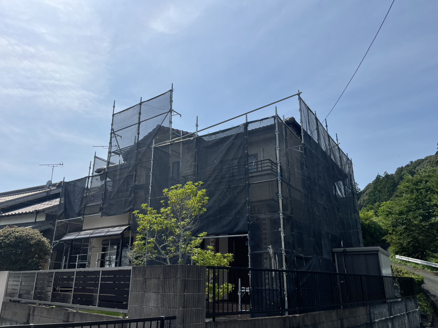 足場設置完了時の全景